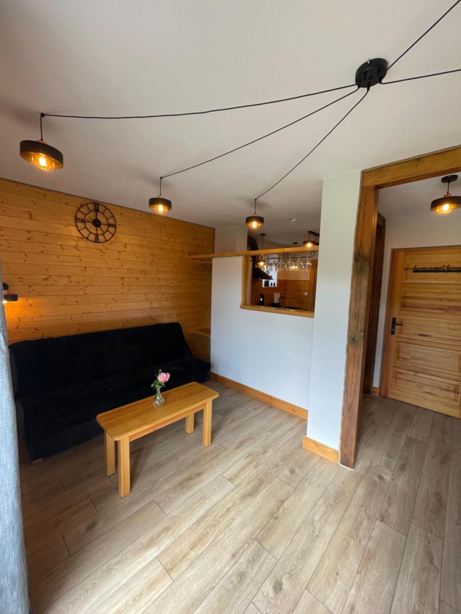 Apartamentwroznowiepl Roznów Exterior foto