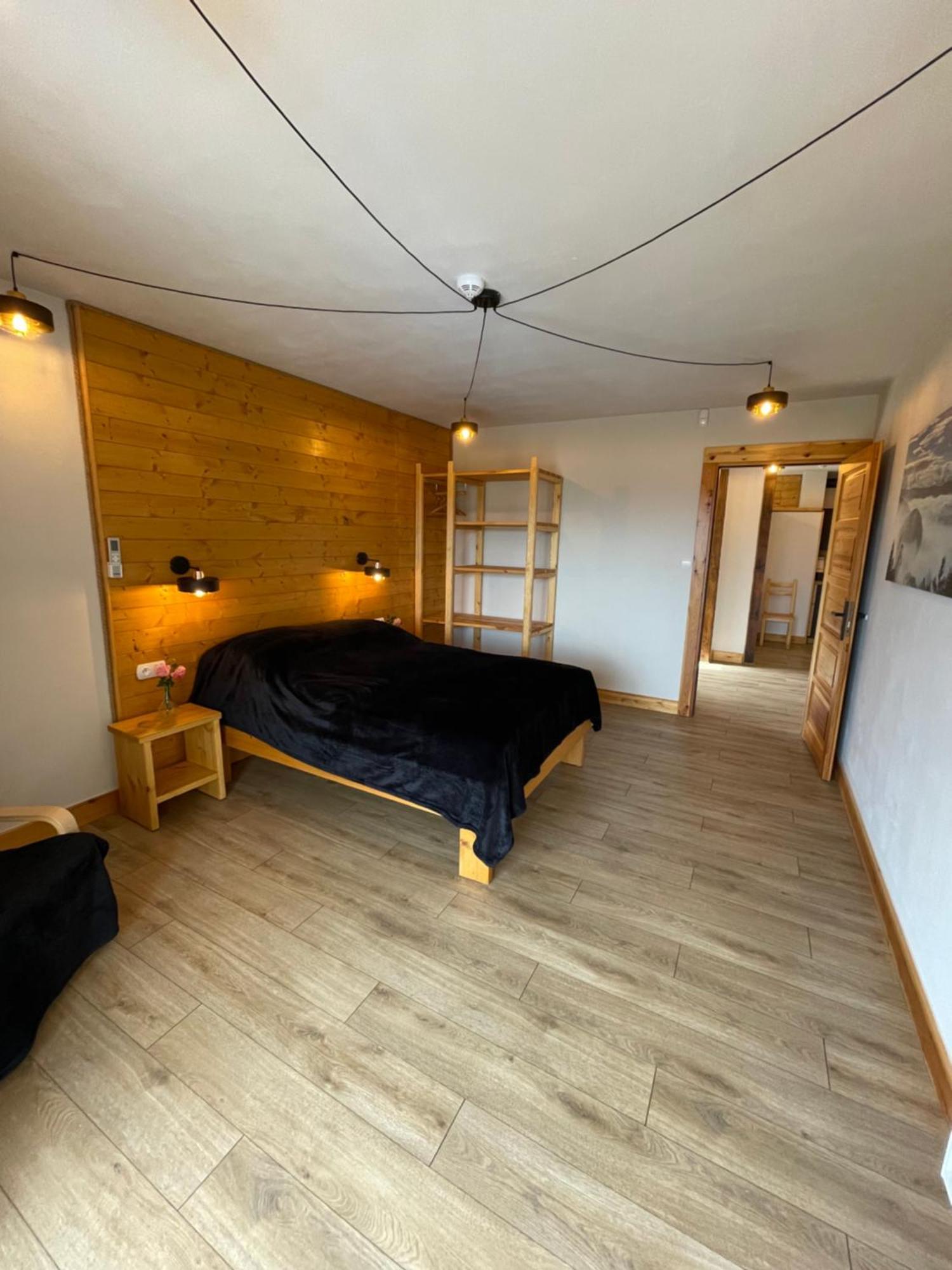Apartamentwroznowiepl Roznów Exterior foto