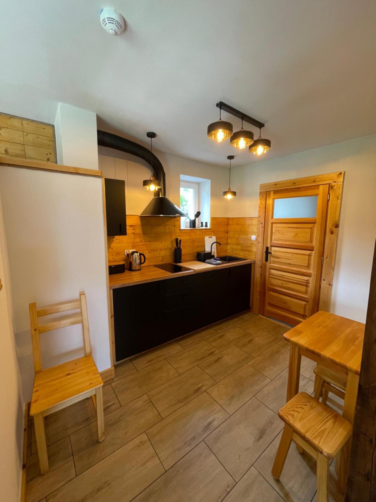 Apartamentwroznowiepl Roznów Exterior foto